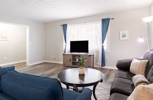 Ellenwood House | *NEW* - 3Bed/2.5Bath - Relax on Ridgetop