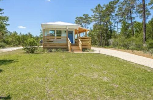 Carrabelle House | NEW Forgotten Coast Cottage Beach River Town