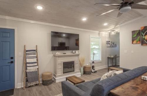 Carrabelle House | NEW Forgotten Coast Cottage Beach River Town