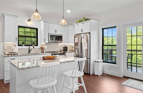 Townsend House | New Home 3 BR/2.5 BA Hot Tub