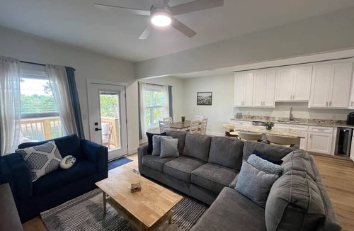 Harrodsburg Condo | New Lakefront Condo on Herrington Lake