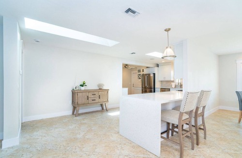 Point of Pines House | New! Lemon Bay Hot Tub Sunsets Pontoon Rentals!