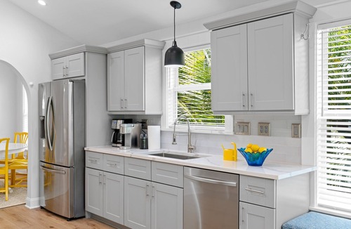 Sunshine Park House | New Listing! Casa Vizcaya, with #1 Super Host! The best location in WPB!