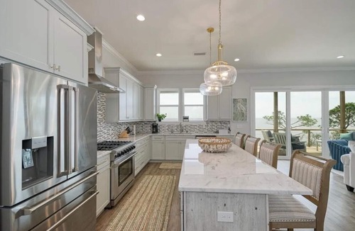 Alligator Point House | NEW LISTING! nWelcome to Ohana Shack!n 4BR/4.5BA Private Beachfront Property!
