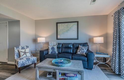 Oceanmarsh Subdivision House | NEW LISTING! Ocean and Pool Views on Harbor Island - Short Walk to Pool and Beach