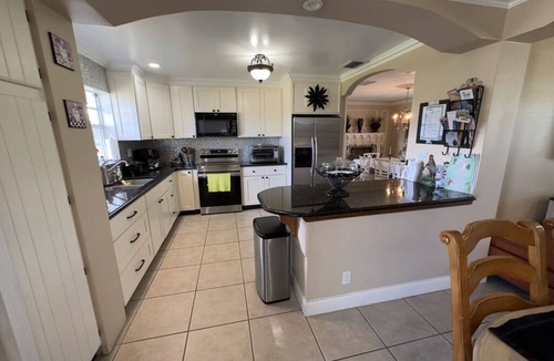 Homestead House | New Listing! Quaint Spanish Colonial House Gateway to the FL Keys & Everglades