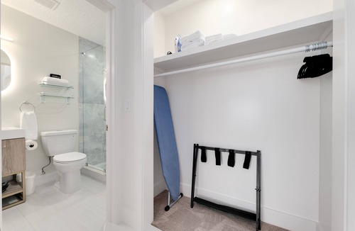 Jacksonville Beach Hotel | New Listing | Boutique Hotel | 1-BR Oceanfront - F