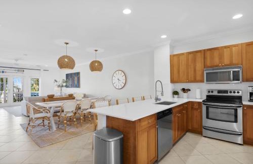 Indigo Reef Marina Homes House | NEW LISTING! Waterfront Villa 35 with boat slip townhouse