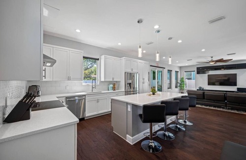 Riverside Heights House | NEW-LUX TPA Home w/Pool/Spa & Game Room-Sleeps 16