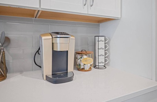 Wake Forest Apartment | NEW Luxury Condo Rooftop Terrace EV Charger
