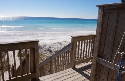 Delos House | NEW Luxury Home, Indoor/Outdoor Beach Living!
