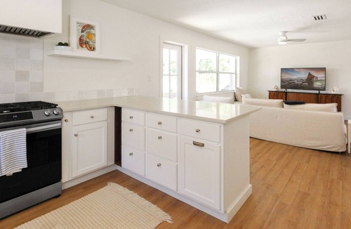 Golden Beach Estates House | NEW! Luxury sun-filled home w/ private pool - 5 min walk to the beach!