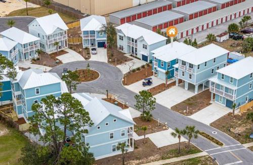 Panama City Beach Villa | NEW! Modern Beach House, Free Golf Cart Included!