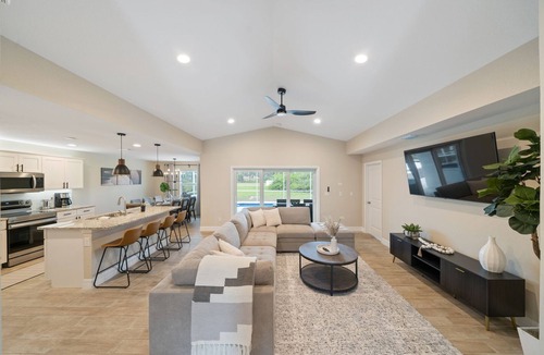 Rotonda Heights House | New Modern Escape by the Beach with Heated Pool