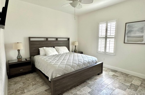 Placid Lakes House | New modern family-friendly home! Canal access to Lake June