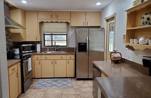 Myakka City Cottage | NEW! Peaceful Country Cottage near Lakewood Ranch