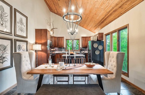 Cosby Cabin | NEW Pool! 34 Acres Hiker’s Paradise