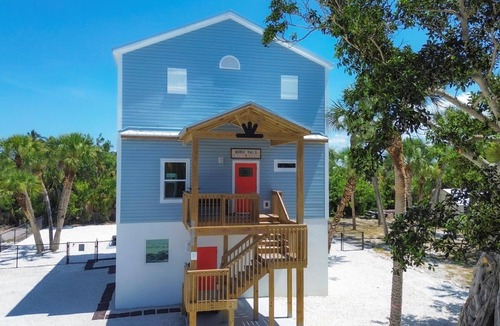 Palm Island House | New pool home on Lemon Bay Lane!