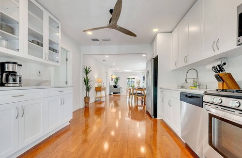 Buena Vista House | New! Reimagined Vintage Villa