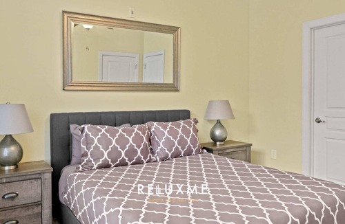 Charlotte Apartment | NEW! Reluxme | Walkable 2BR Loft w/ Gym + Pool
