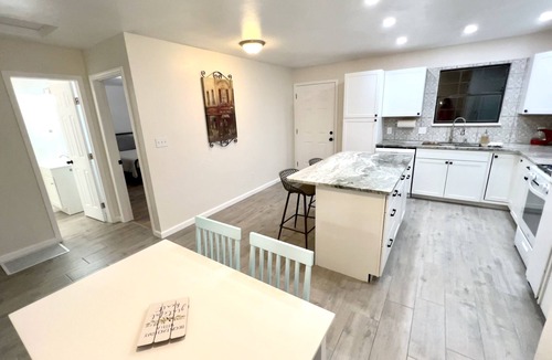 Tallahassee Apartment | New Renovated Downtown GEM Min from FSU & Capital