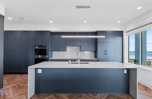 New Smyrna Beach House | New Smyrna Modern Beach House/Oceanfront/Beach