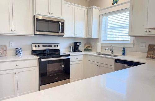 Panacea House | NEW - St. Teresa Beach Escape w/Private Beach Acc