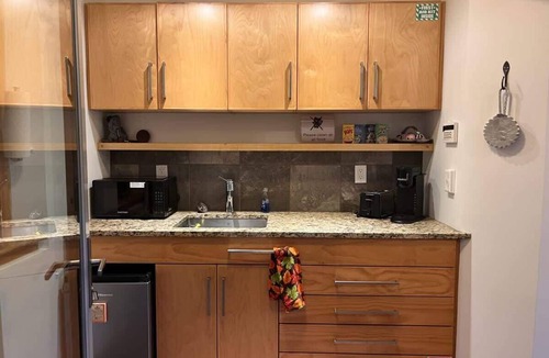 Floyd House | New! Stone Haven Cottage by Buffalo Mountain Getaway