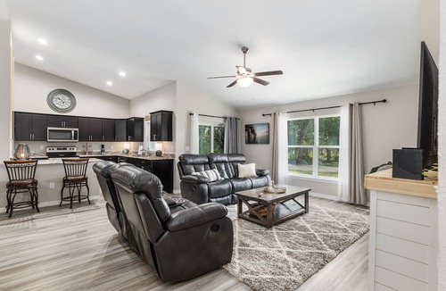 Candler House | Newly Built Tranquil Retreat on Smith Lake