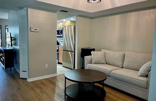 Biggar Condo | Newly Furnished & Remodeled Gulf Coast condo close to shopping beaches & airport