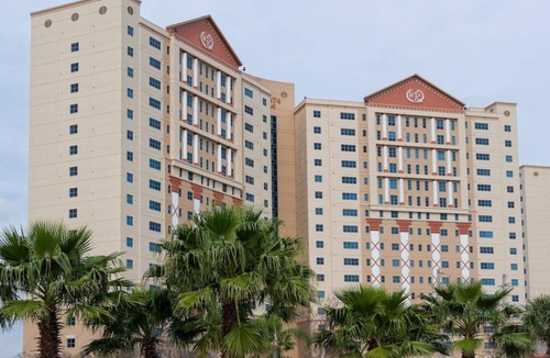 Florida Center Condo | *Newly Renovated*2Bedroom Resort Condo walking Distance from UNIVERSAL STUDIOS