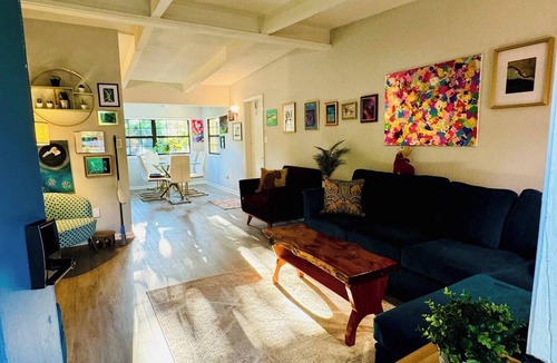 Gainesville House | Nina Juniper Art House Exhibit