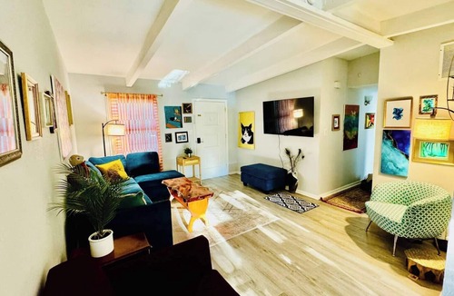 Gainesville House | Nina Juniper Art House Exhibit