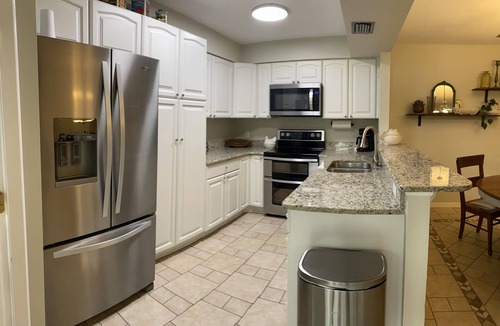 Titusville House | NO PET FEES-Titusville/Space Coast 2bed/2.5bath Townhouse w/Garden