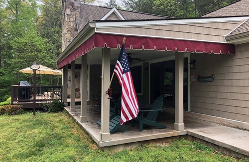La Follette House | NORRIS LAKE FRONT RENTALS : CAMP RUN A MUK-LAKE FRONT with PRIVATE DOCK