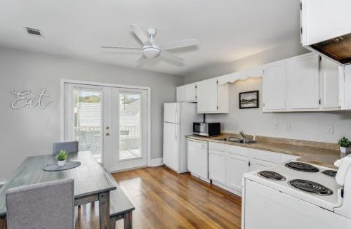 South Pensacola Apartment | North Highlands Nest- Unit B