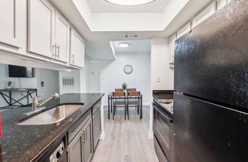 Winston - Salem Apartment | Northcliffe 405 I Fully Furnished 2 Bedroom 2 Ba