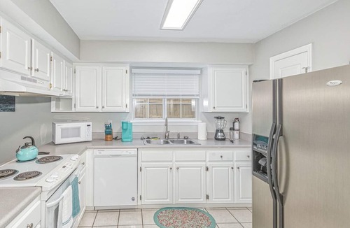 Killearn Estates House | Northeast Tallahassee Three Bedroom Townhouse