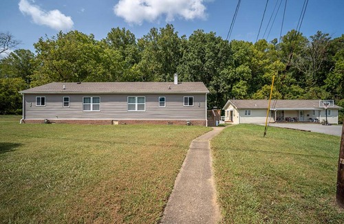 Oak Ridge House | Oak Ridge Charmer II 7 miles from Windrock