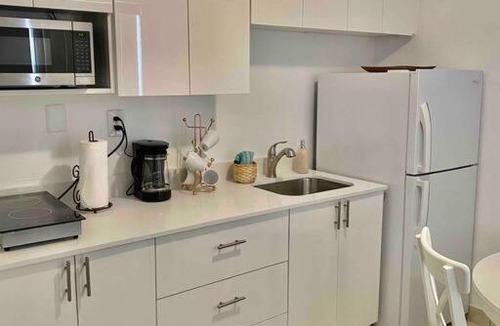 Royal Poinciana Apartment | Oasis at Hollywood Unit 7 - Sleep 5