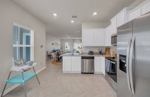 St. Augustine House | Oasis Sanctuary, 3 Bedroom Designer Home, 15 Miles to the Beaches, Fun Game Room