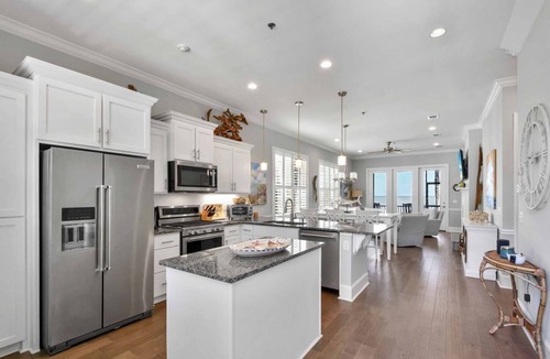 Jekyll Island House | Ocean Cottage 108 - Aqua Luna Oceanfront at The Cottages at Jekyll Island