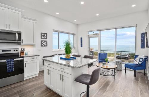 Flagler Beach Apartment | Ocean Front Flagler Beach Sleeps 5 people