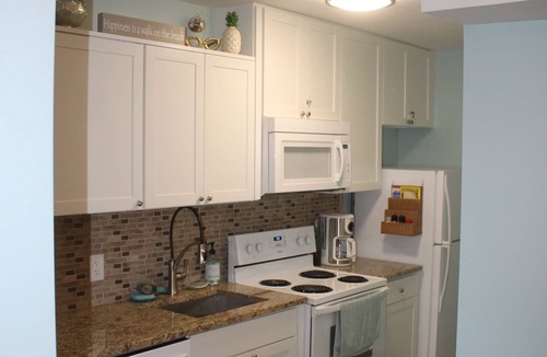 Crescent Beach Condo | Ocean View and Beach View