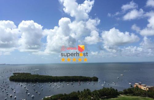 Coconut Grove House | Ocean View Balcony steps from Restaurants, Peacock Park & Marina