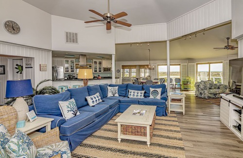 South Beach House | Ocean View on South Beach, 4 Bedrooms, 3 Baths. 2 Master suites, access to BHI Club