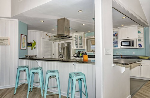 South Beach House | Ocean View on South Beach, 4 Bedrooms, 3 Baths. 2 Master suites, access to BHI Club