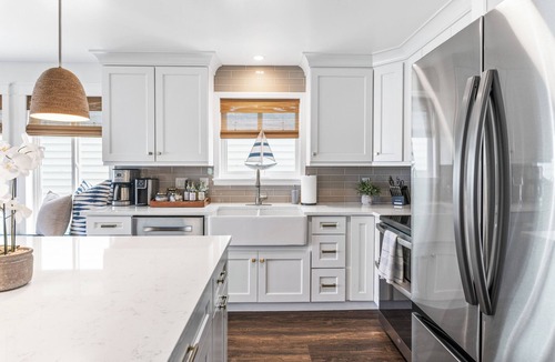 North Carolina Coast Condo | Ocean View. Pet Friendly - Coastal Charm, Clean & Comfy.