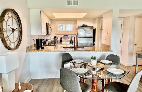 Butler Beach House | Ocean Village Club C15