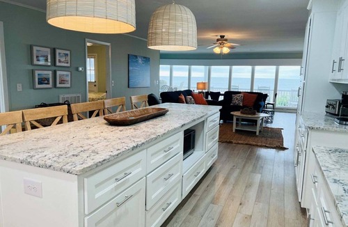 Holden Beach House | Oceanfront 5BR beach house with pool in Holden Beach, perfect for 12 guests.